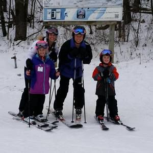 Meet your Posher, Leslie